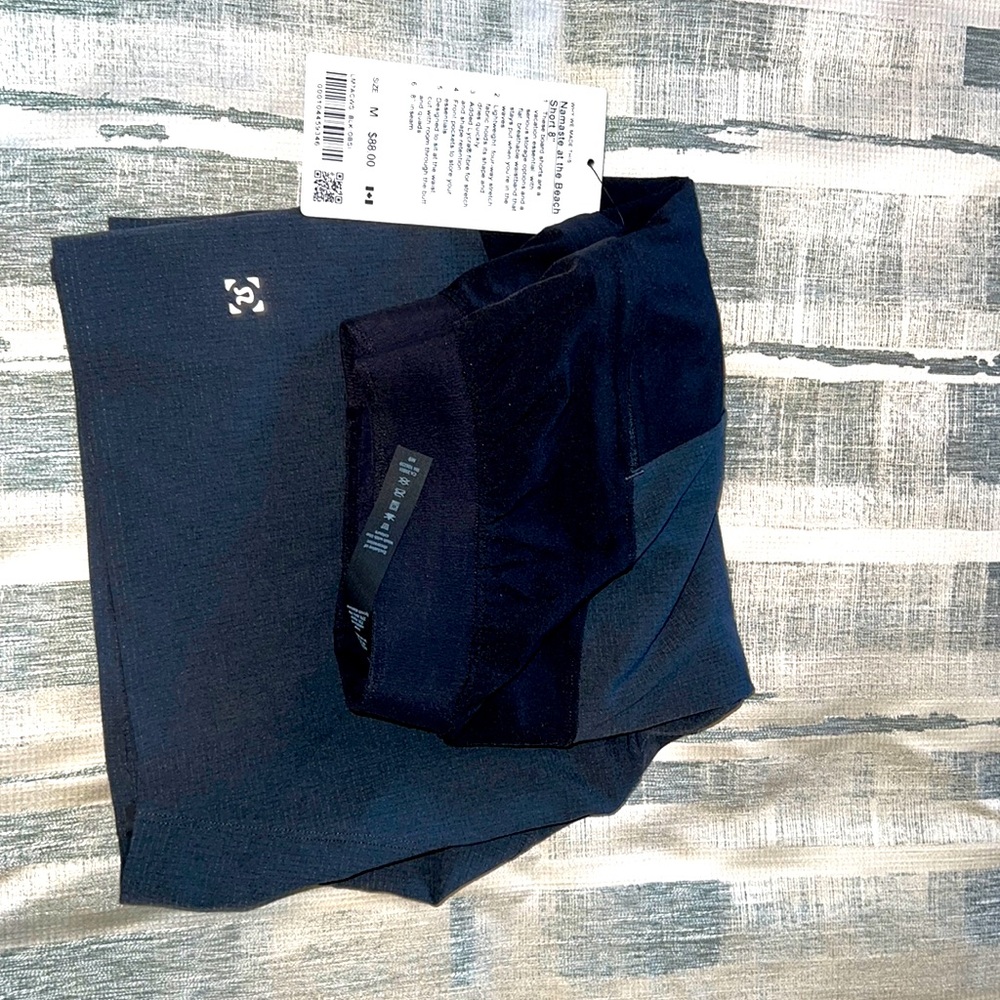 Lululemon Mens shorts size Medium New With Tags